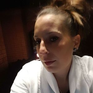 Meet your Posher, Candace